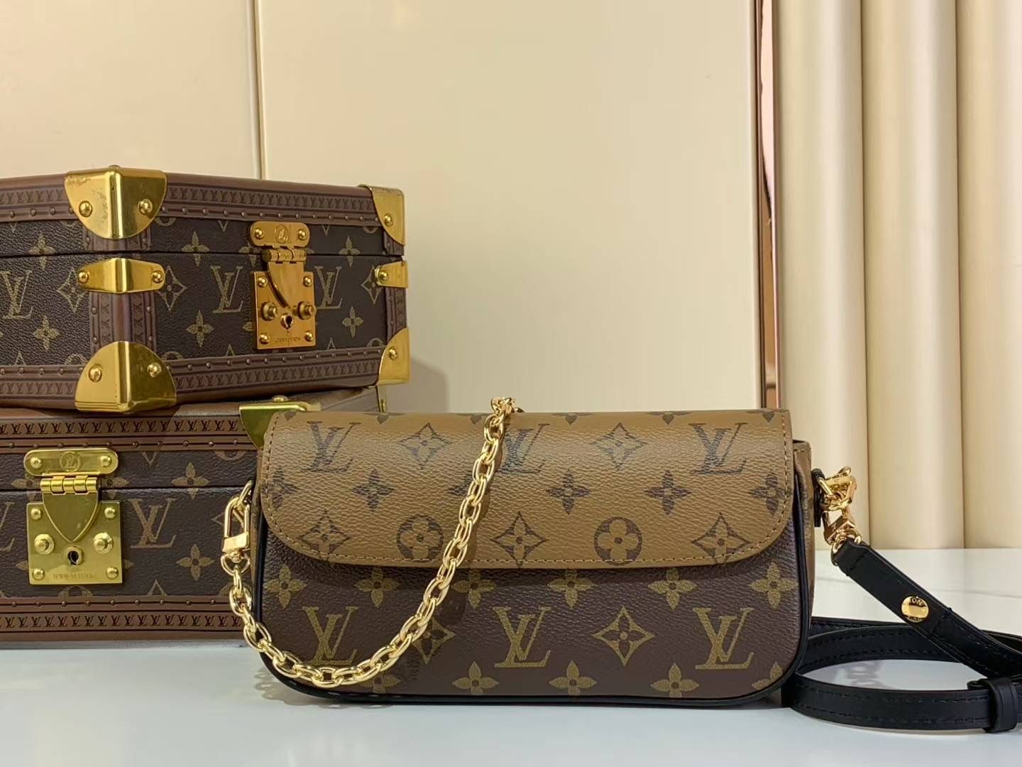 Purse classy