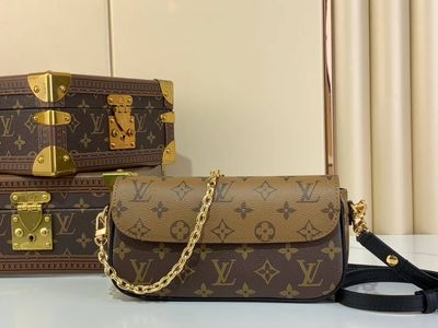 Purse classy