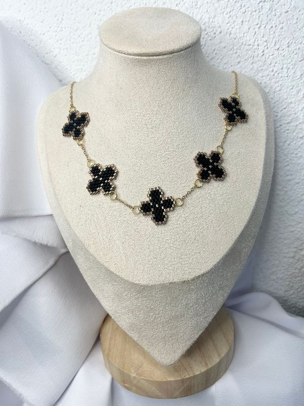 Collier Fayza II