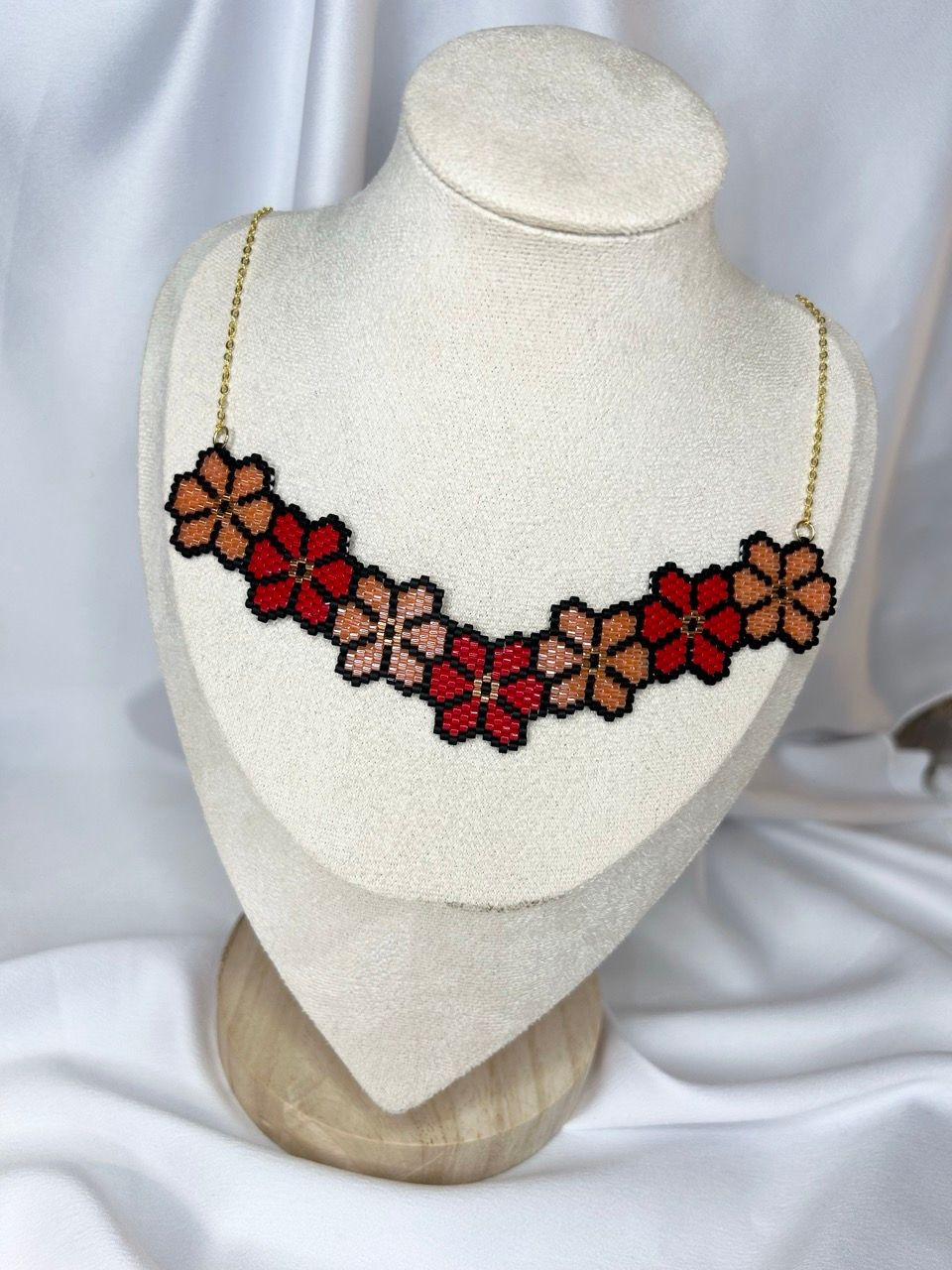 Collier Flora