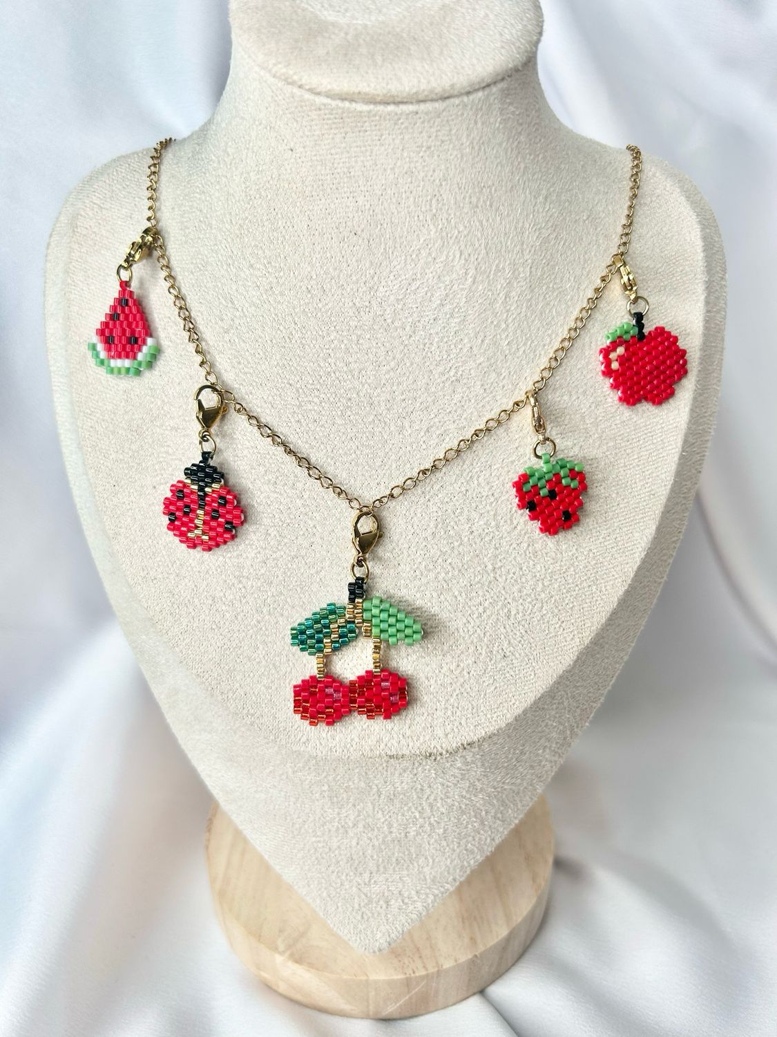 Collier Fruits rouges