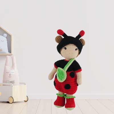 Haakpakket: Lieveheersbeestje outfit Carolientje