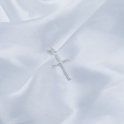 Dije de cruz con detalle en zirconias