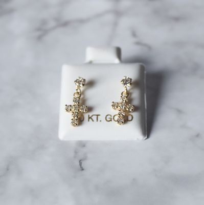 Aretes de cruz colgante con zirconias en oro 10KT