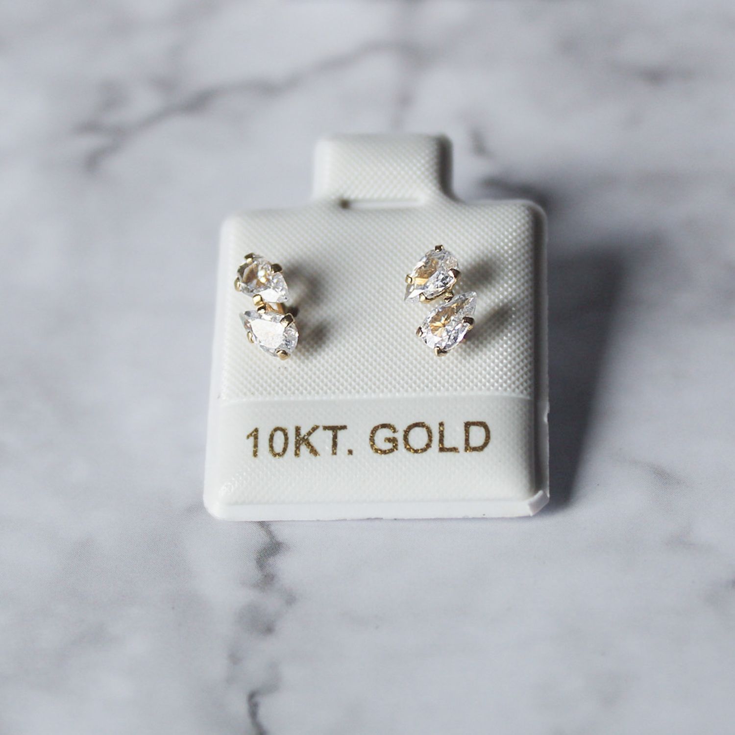 Aretes tu y yo en Oro 10KT