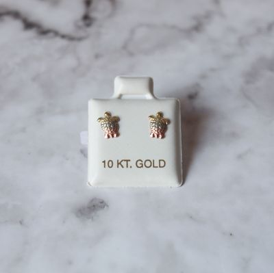 Aretes de tortuga color en 10KT