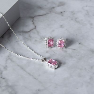 Juego cuadrado con zirconia Rosado y micro zirconia en Plata Italiana 925