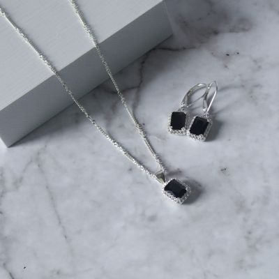 Juego de zirconia negra corte esmeralda  y aretes broche antiguo en Plata Italiana 925