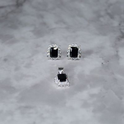 Juego cuadrado con zirconia Negra y micro zirconia en Plata Italiana 925