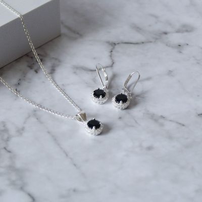 Juego de zirconia Negra redonda y aretes broche antiguo en Plata Italiana 925