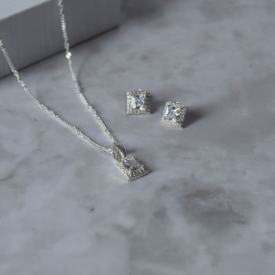 Juego zirconia cuadrada con micro zirconia en Plata italiana 925