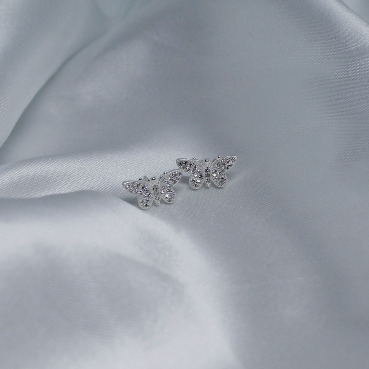 Aretes mariposa monarca