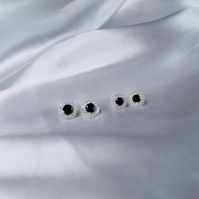 Aretes zirconia Negra con detalle de circulo de micro zirconias