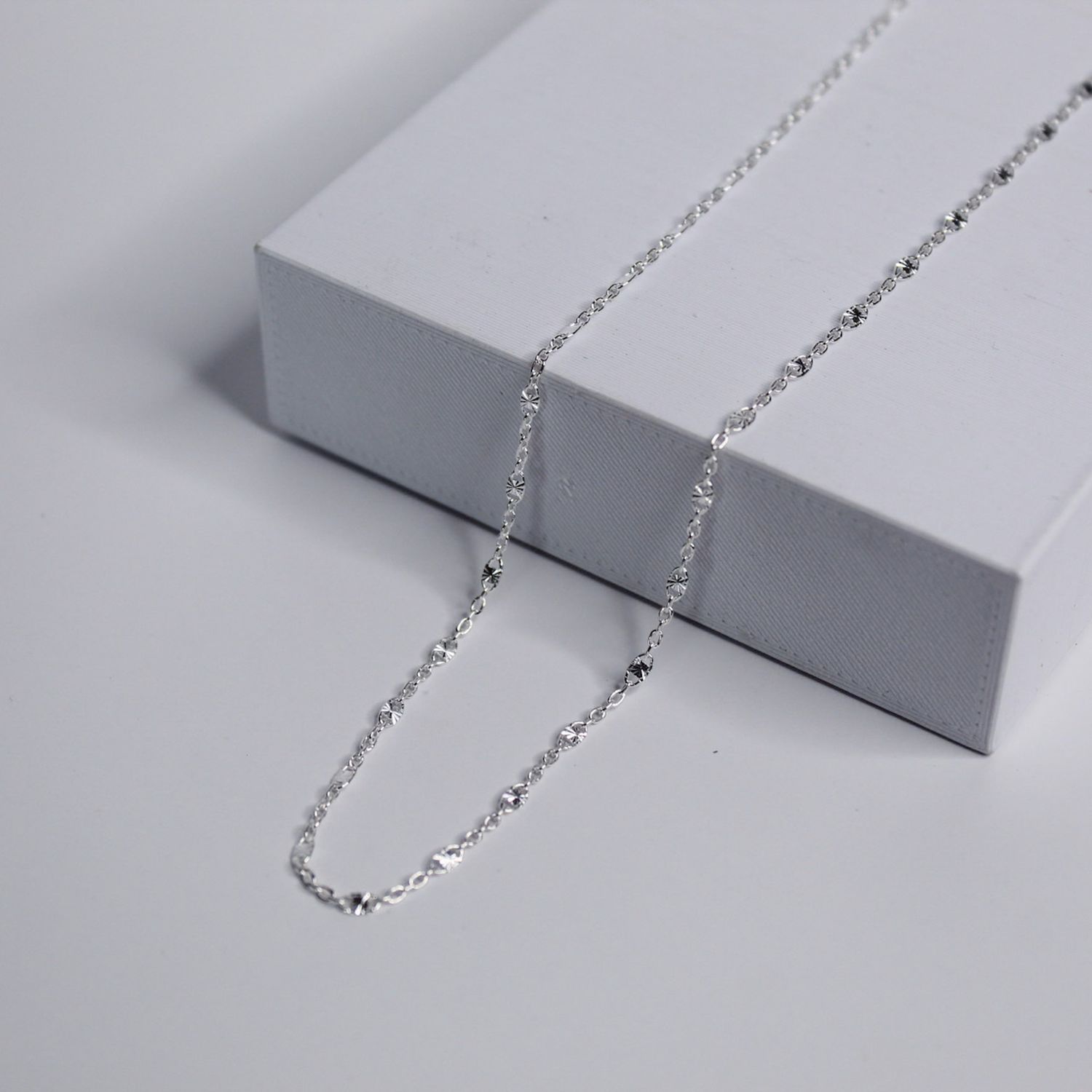 Cadena de dama encaje 2mm