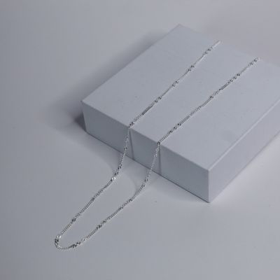 Cadena dama estilo figaro