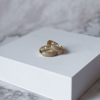 Argollas de dama con zirconia en plata italiana gold