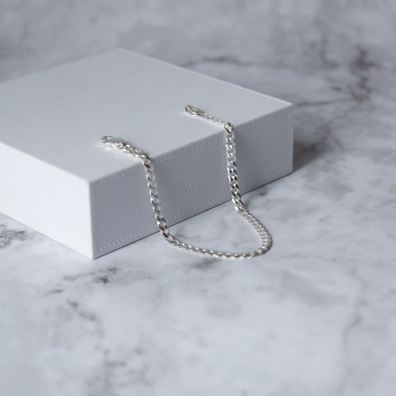 Pulsera gucci para niño 3 mm