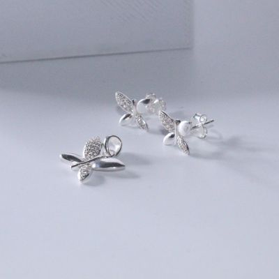 Juego mariposa con detalle micro zirconia