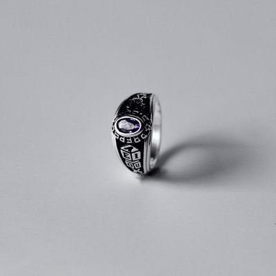 Anillo de graduación Preparatoria piedra lila