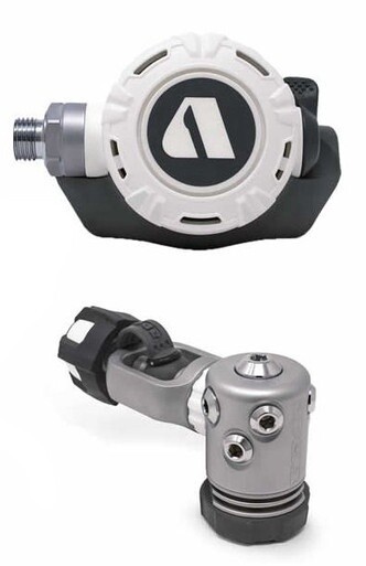 Apeks XL4+ Regulator - Yoke