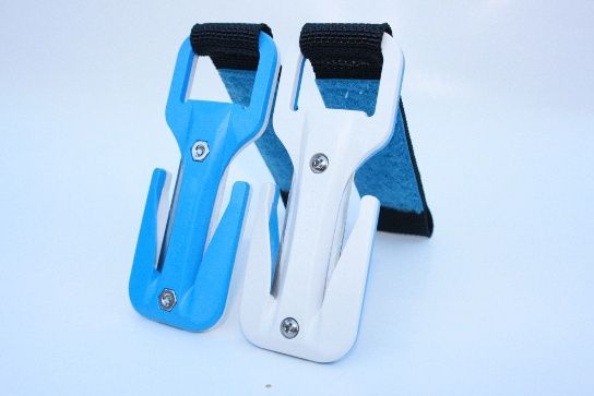 EEZYCUT Trilobite Webbing and Line Knife - Flexi Mounted, Color: Blue/White