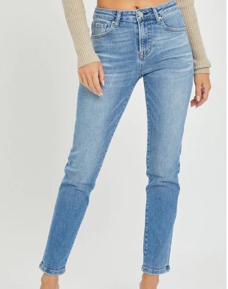 Risen Khalea - Relaxed Skinny - Mid Rise