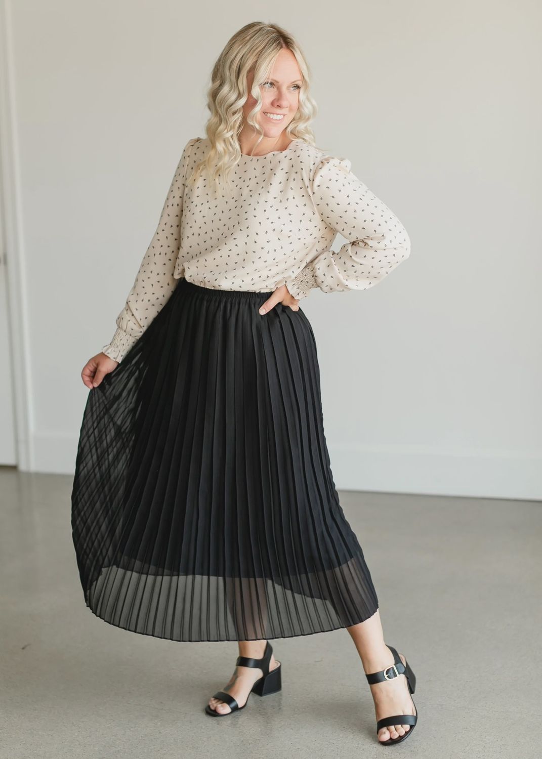 Pleated Pull-On Midi Skirt