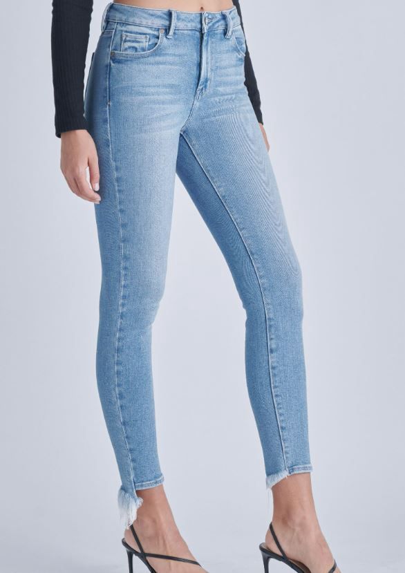 Amelia Mid Rise MD Clean Uneven Hem Stretch Skinny