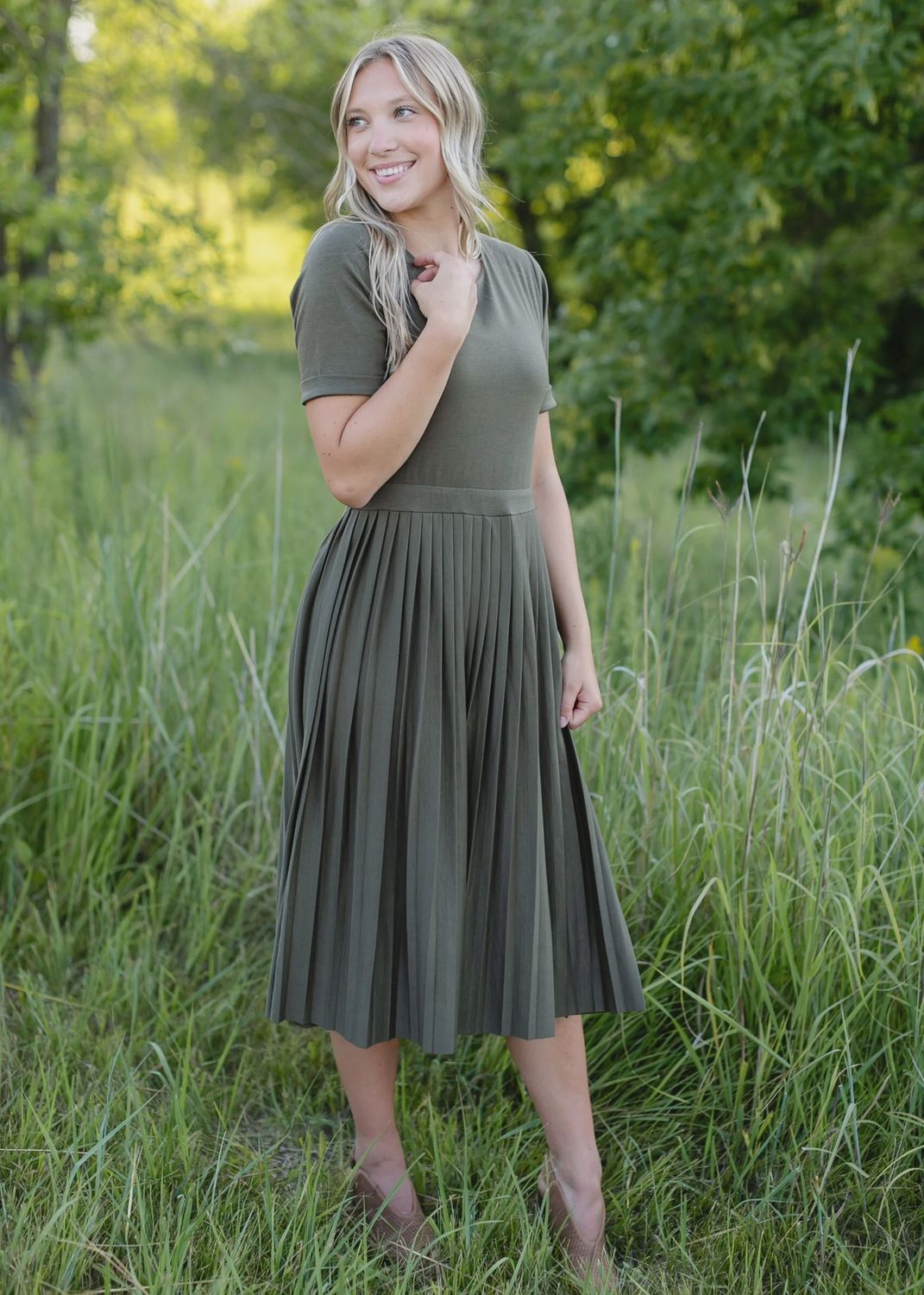 Emersyn Pleated Midi Dress