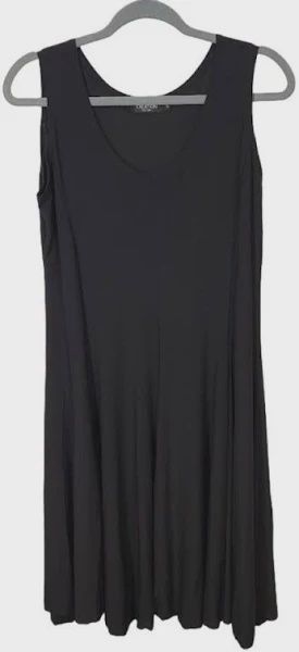 Basic Sleeveless Dress with Pleats
