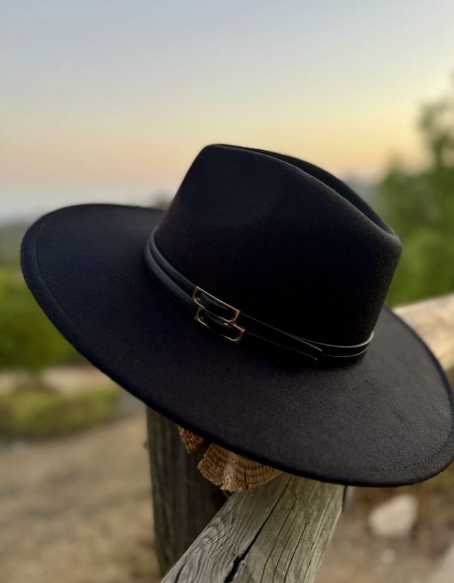 Buckle Up || Double Belted Brim Felt Fedora, Color: Black