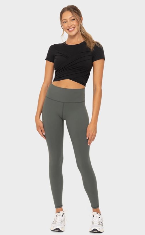 Active Ruched Top with Bow Detail