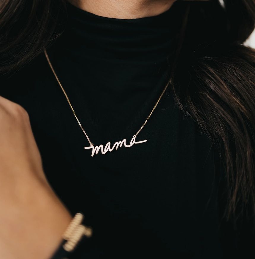 Mama Necklace