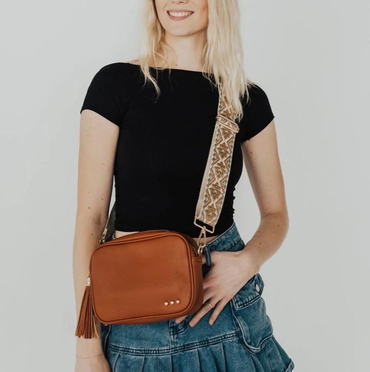 Willow Camera Crossbody Bag