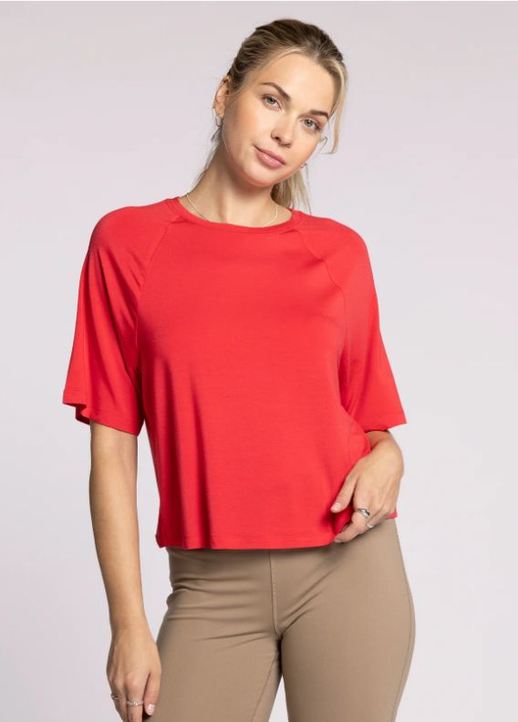 Hilda Tee