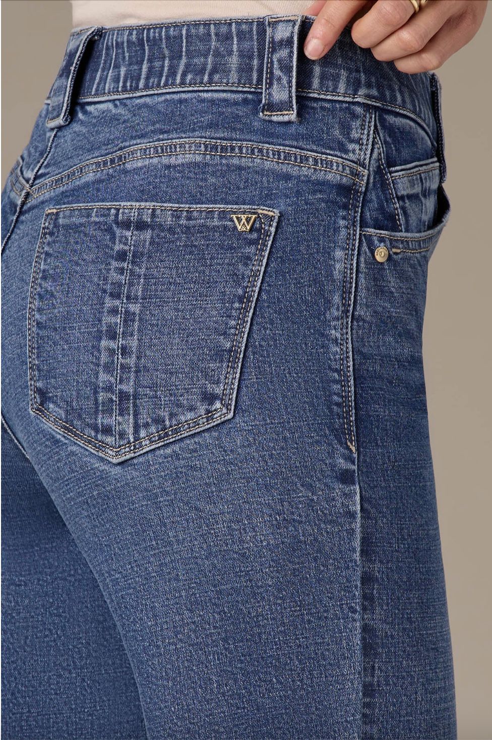 High Rise Clean  Finish  Fray Cuff  Hem Boyfriend Jeans