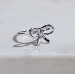 Bow Ring, Color: Silver