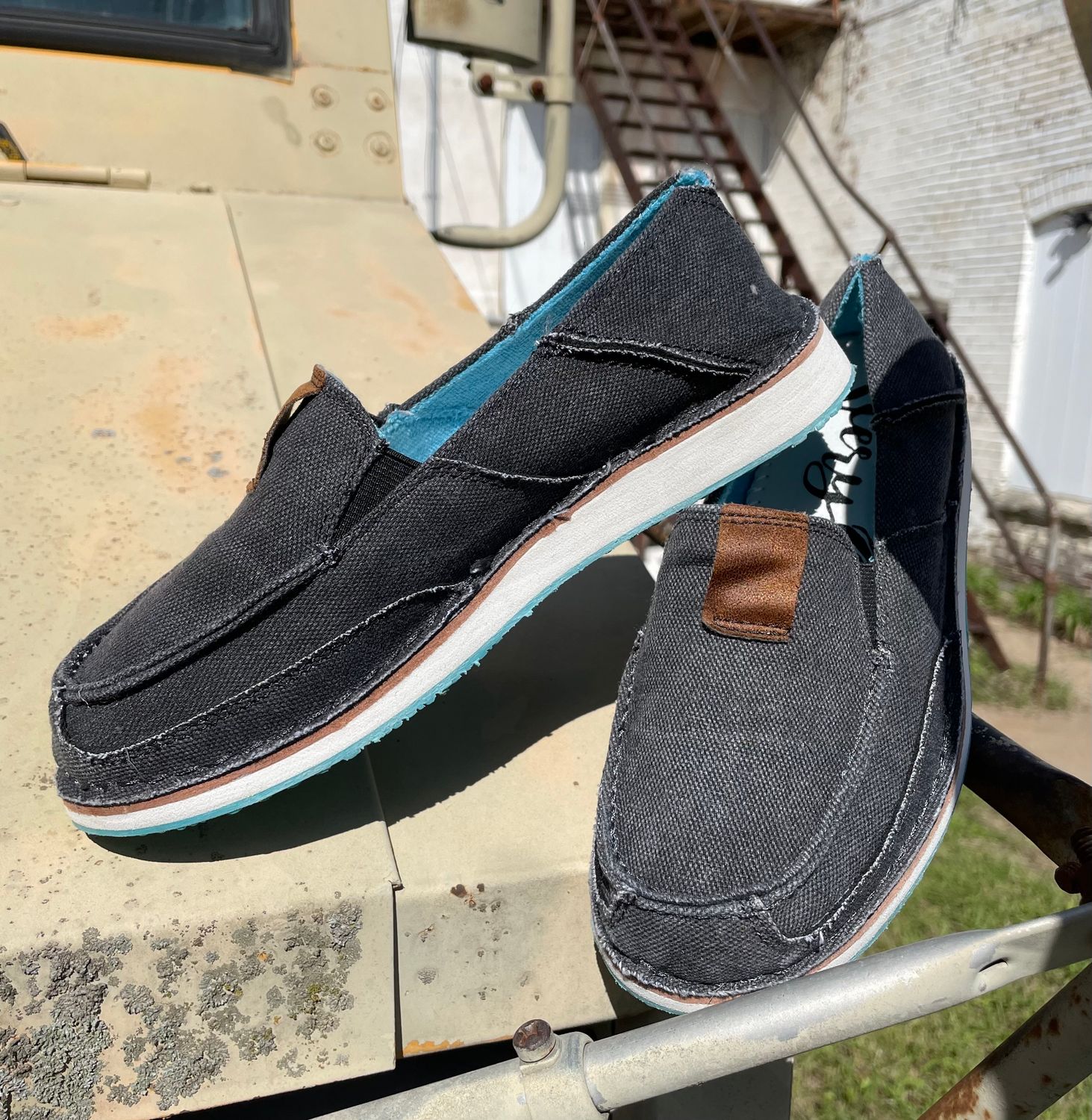 Leona | SALE | MSRP:  $55 | 60% Off