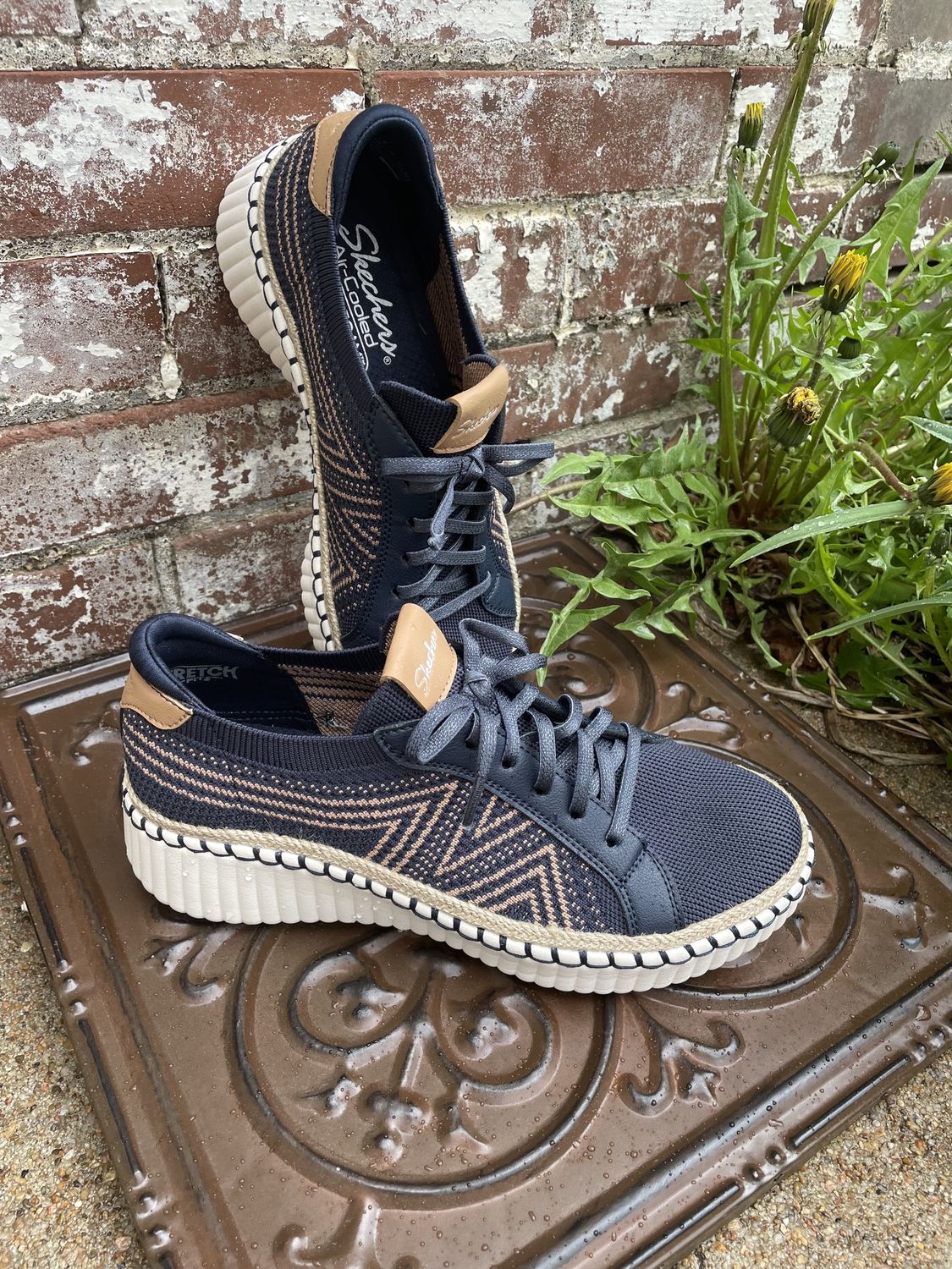 Wilshire Blvd. | Bellevue, Color: Navy, Size: 7