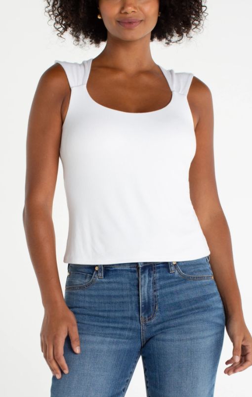 Sleeveless Built-in Bra Knit Top