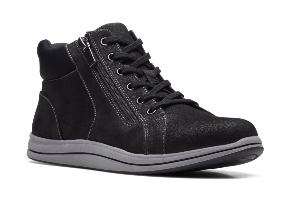 Breeze Glide | SALE | MSRP: $105 | 20% Off, Color: Black, Size: 6.5