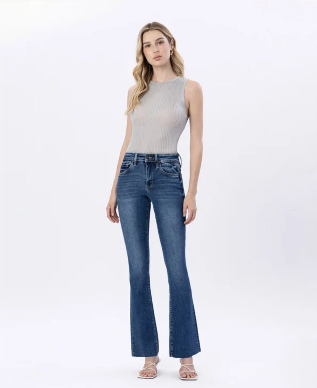 Vigilant | Mid Rise Slim | Bootcut Jeans, Color: Medium, Inseam: 32", Size: 4/27