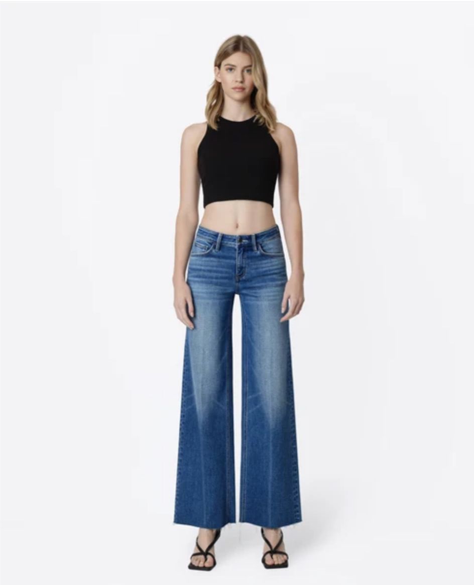 Dashing | Mid Rise | Wide Leg | Bottom Clean Cut, Color: Medium, Size: 4/27