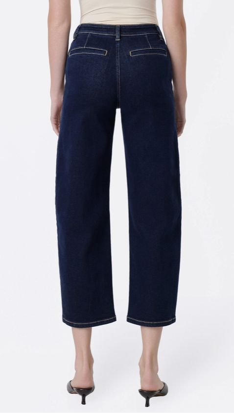 High Rise Seam Detail Welt Pocket Barrel Jeans