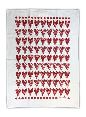 Towel, red hearts*