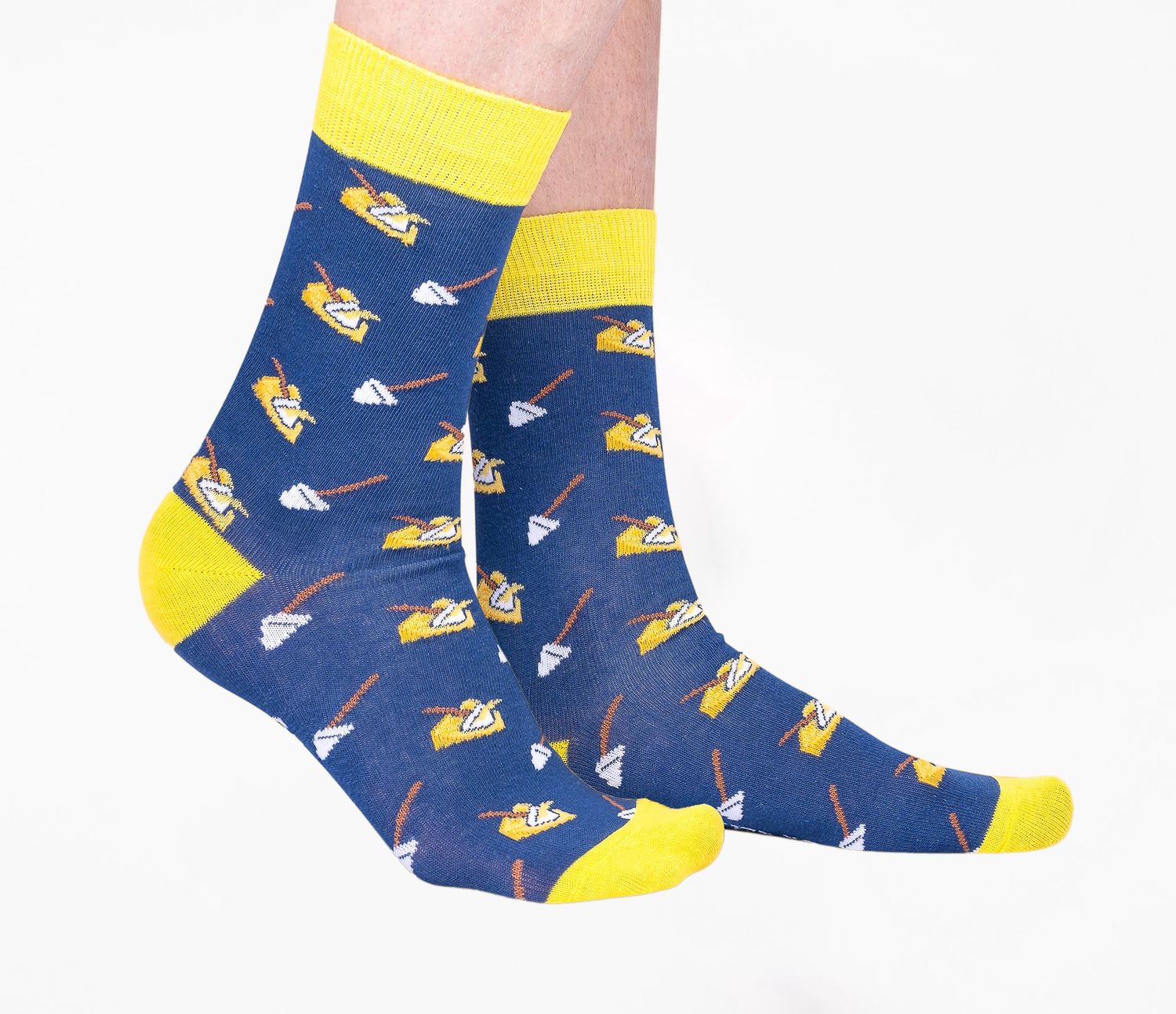 Socks, cheese slicer, &amp; cheese L, ost