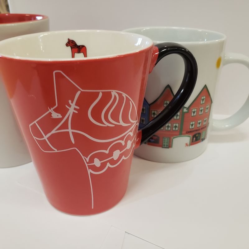 Mugs