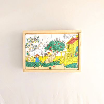 Wood puzzle A Lindgren