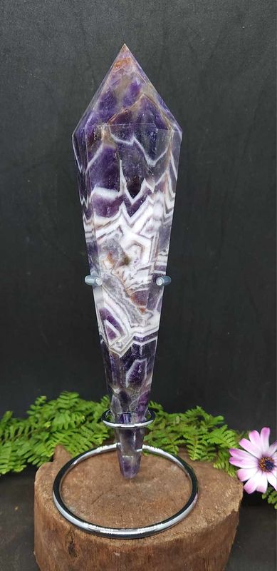 Chevron Amethyst Wand