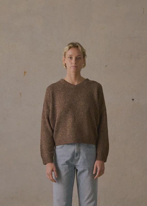 Vee Knit